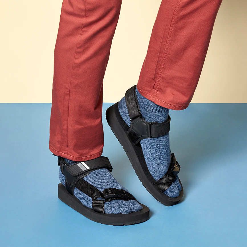 Loose-Fit Cotton Toe Crew Socks - Image 6