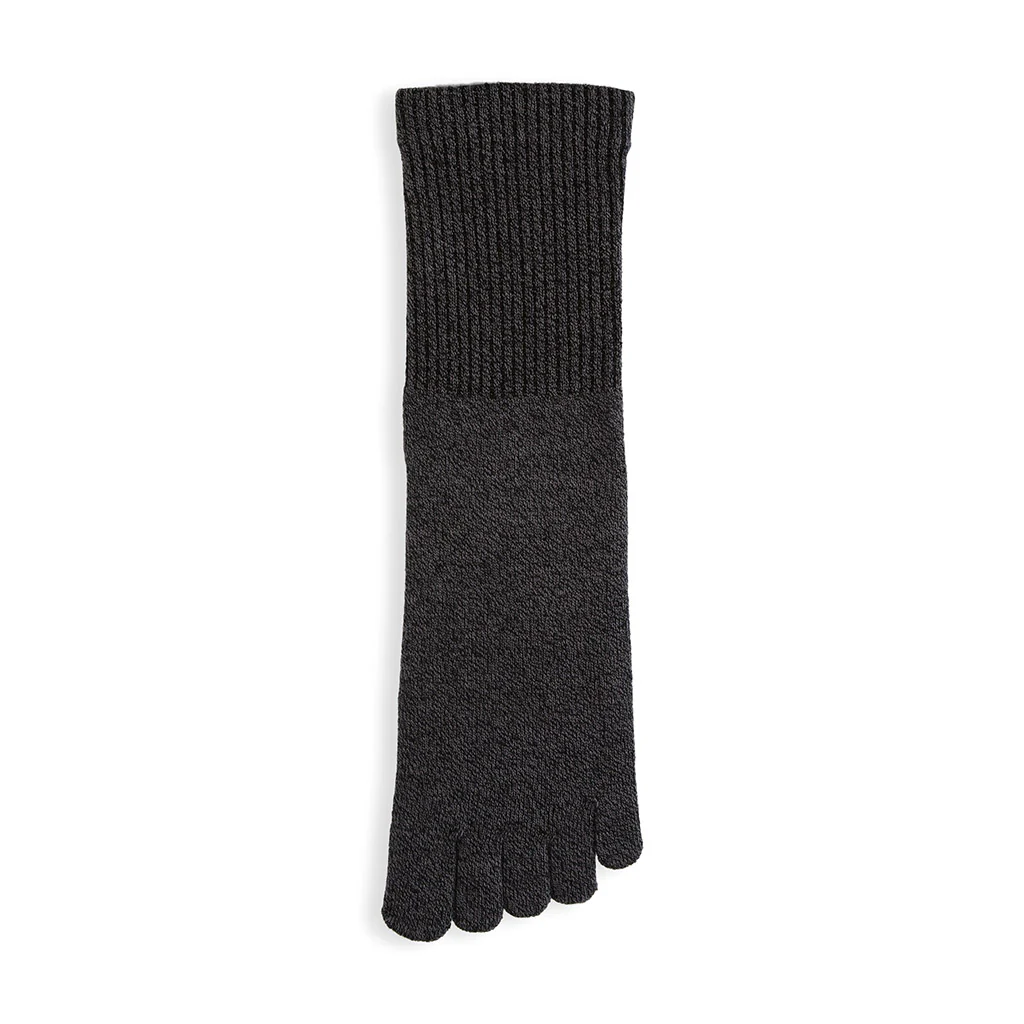 Loose-Fit Cotton Toe Crew Socks - Image 8