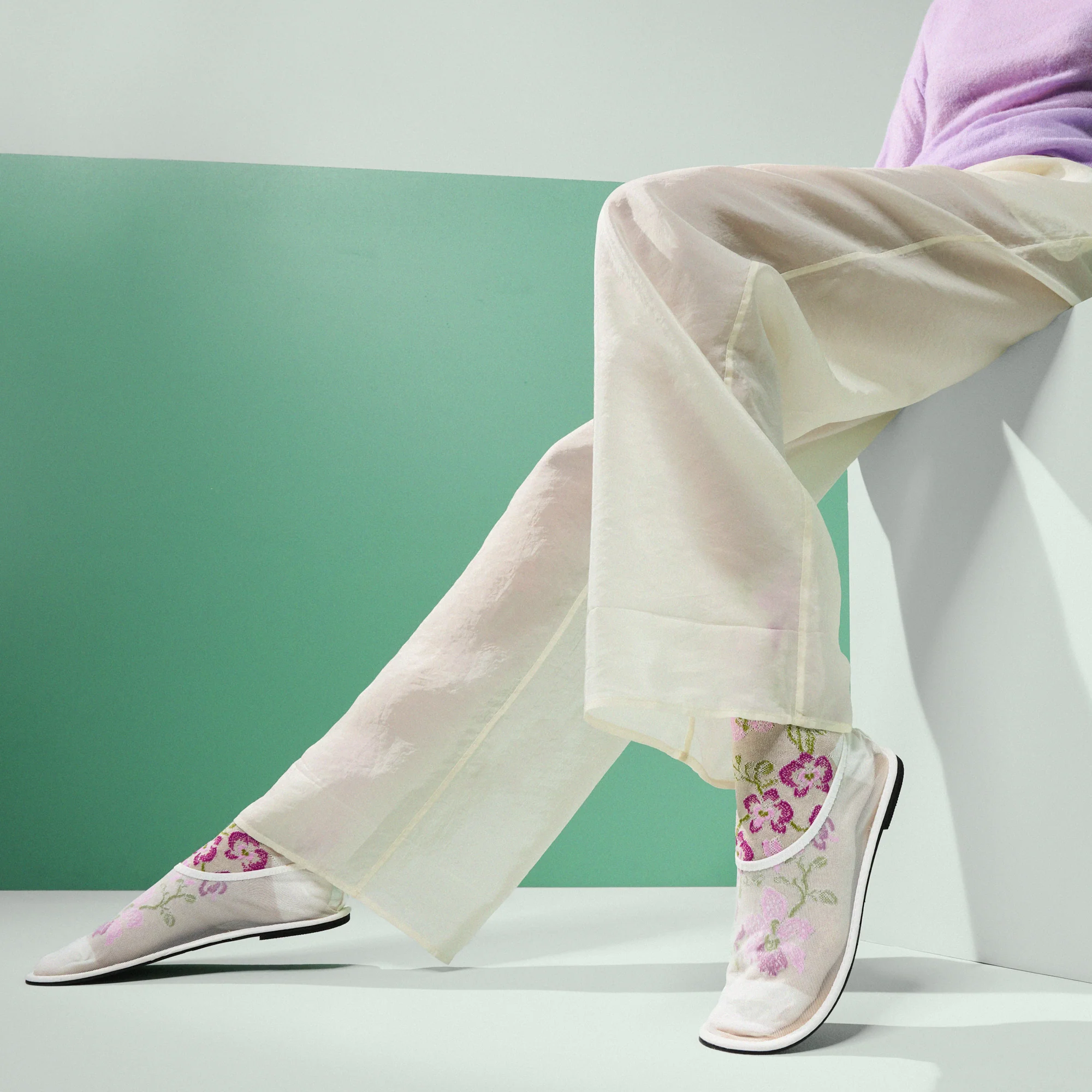 Cotton-Linen Crepe Float Orchid Quarter Socks - Image 2