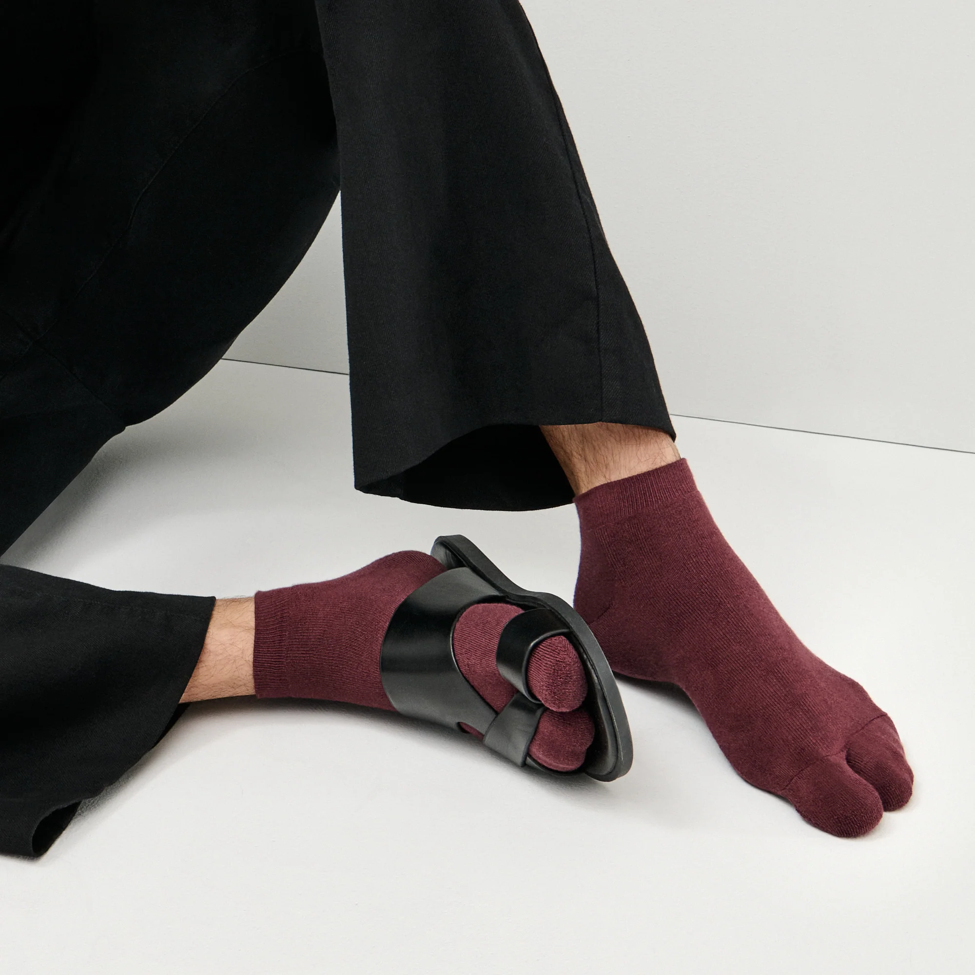 Cotton Pile Tabi Ankle Socks - Image 3