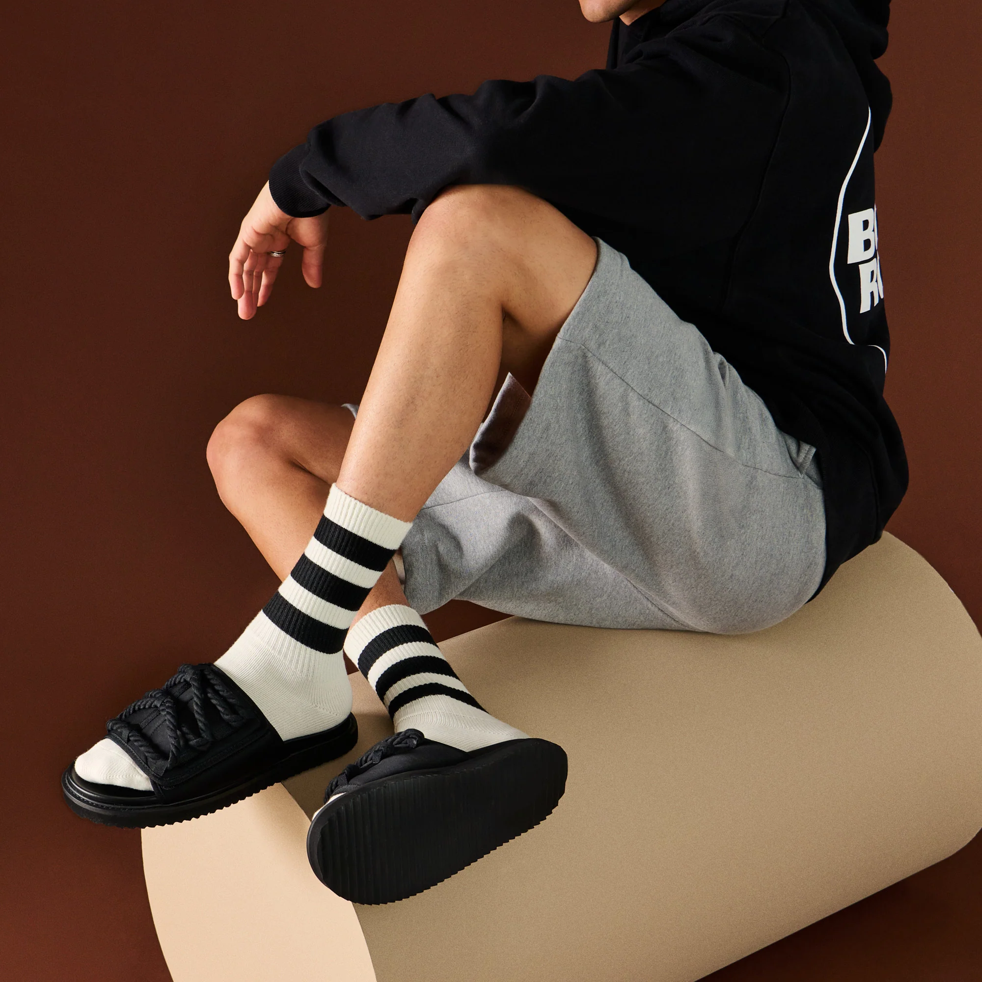 Fine Merino Tri-Stripe Ribbed Crew Socks - Image 2
