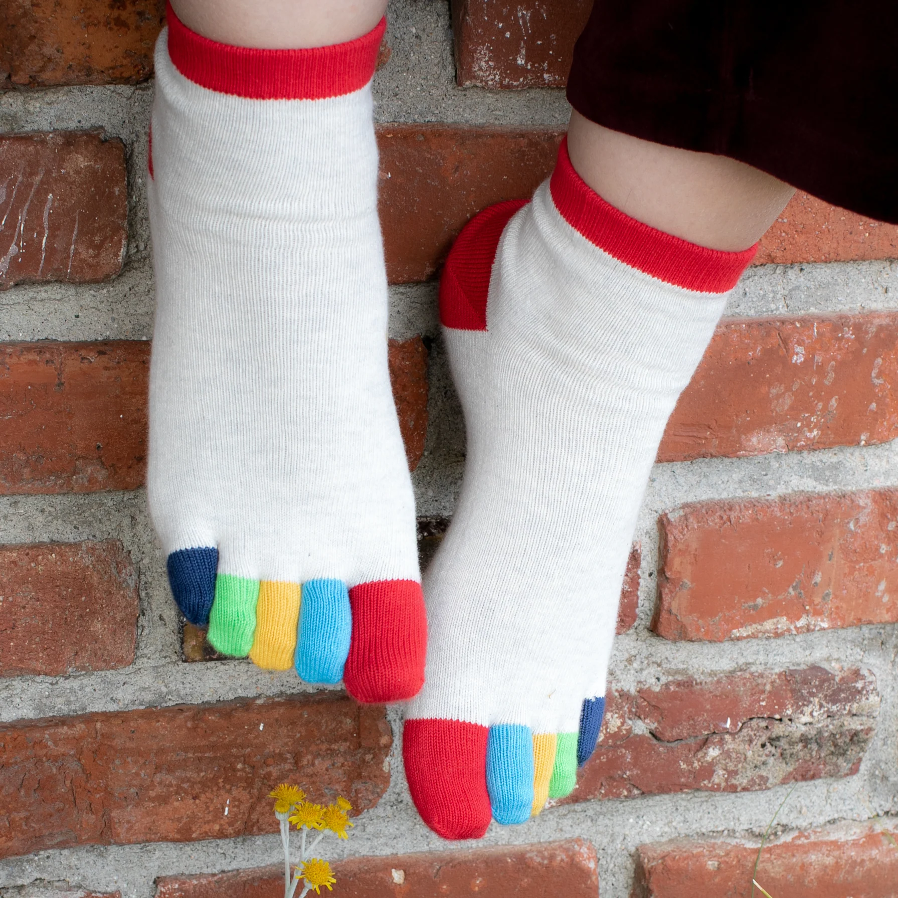 Colorful Toes Cotton Quarter Socks - Image 10