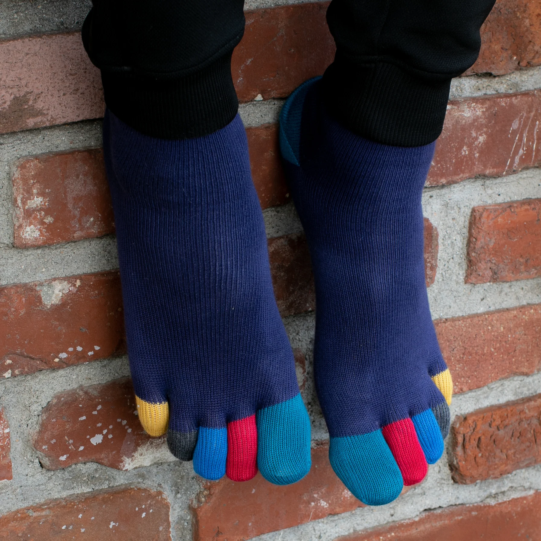 Colorful Toes Cotton Quarter Socks - Image 16
