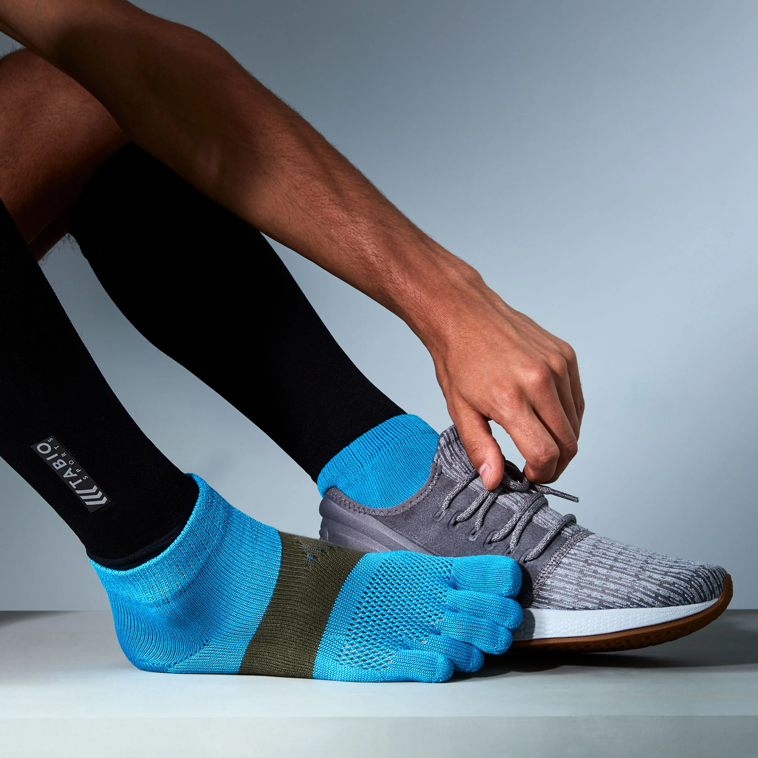 Signature Run Toe Socks - Image 4