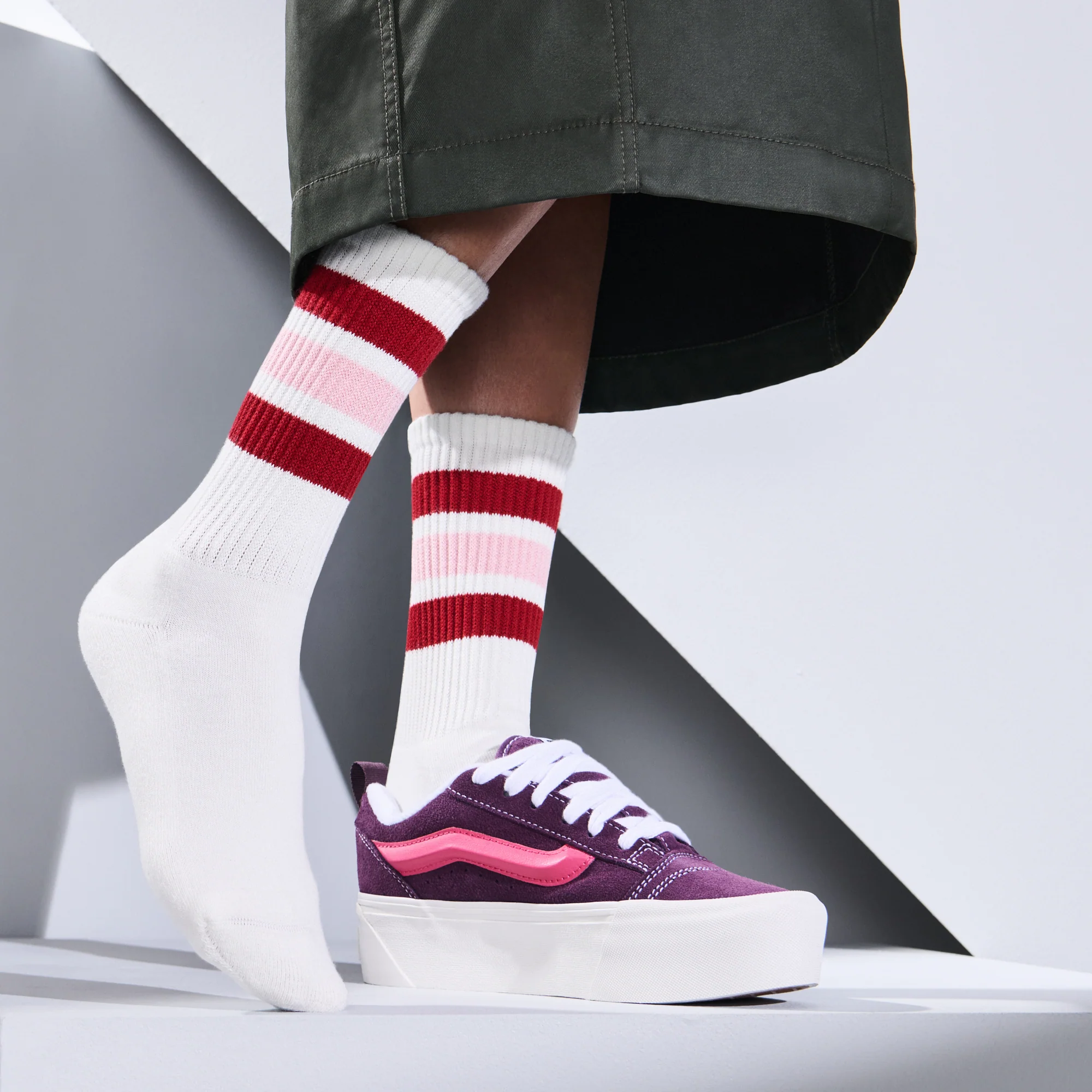 Sandwich-Stripes Cotton Pile Crew Socks