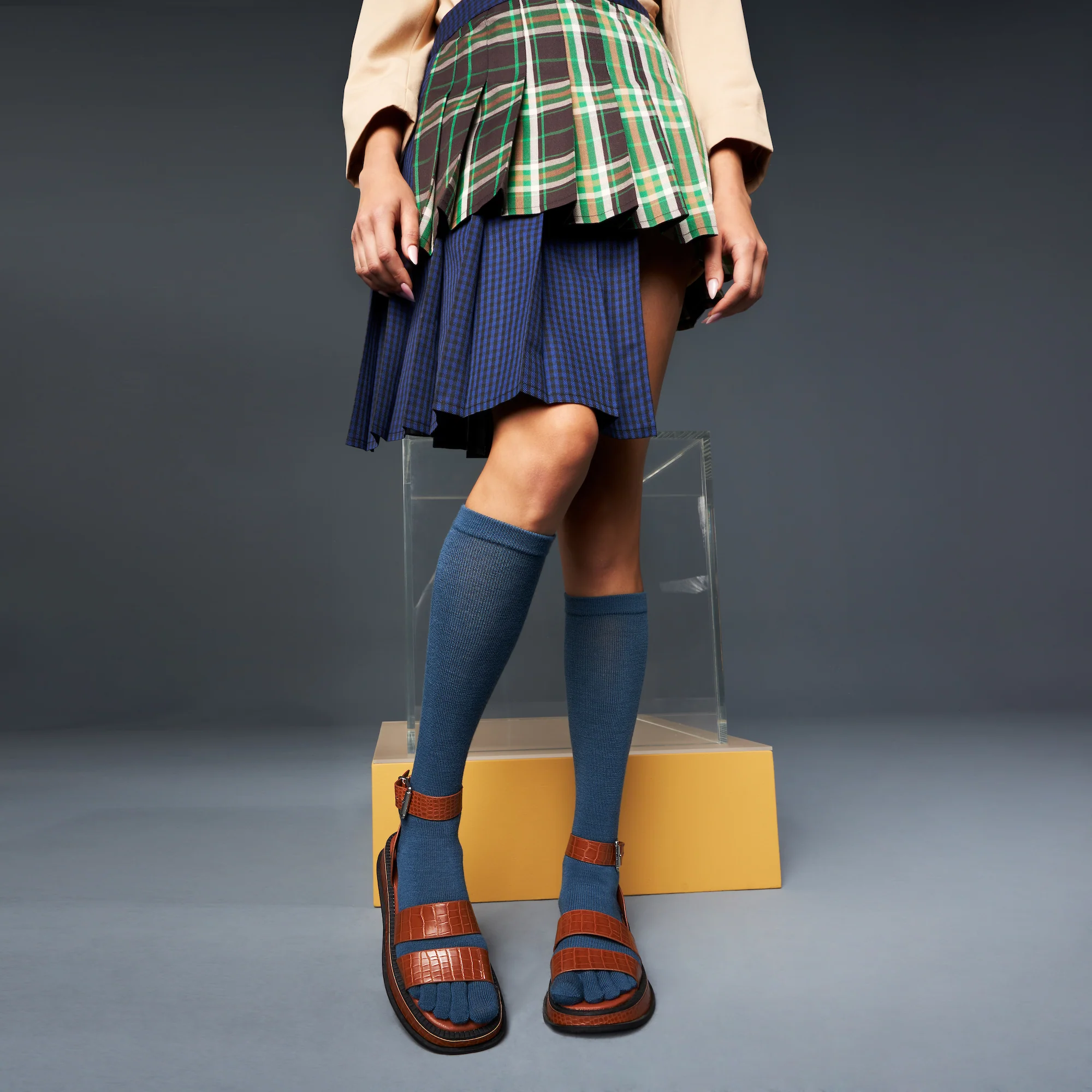 Super Extra Fine Merino Wool Toe Knee-High Socks - Image 2