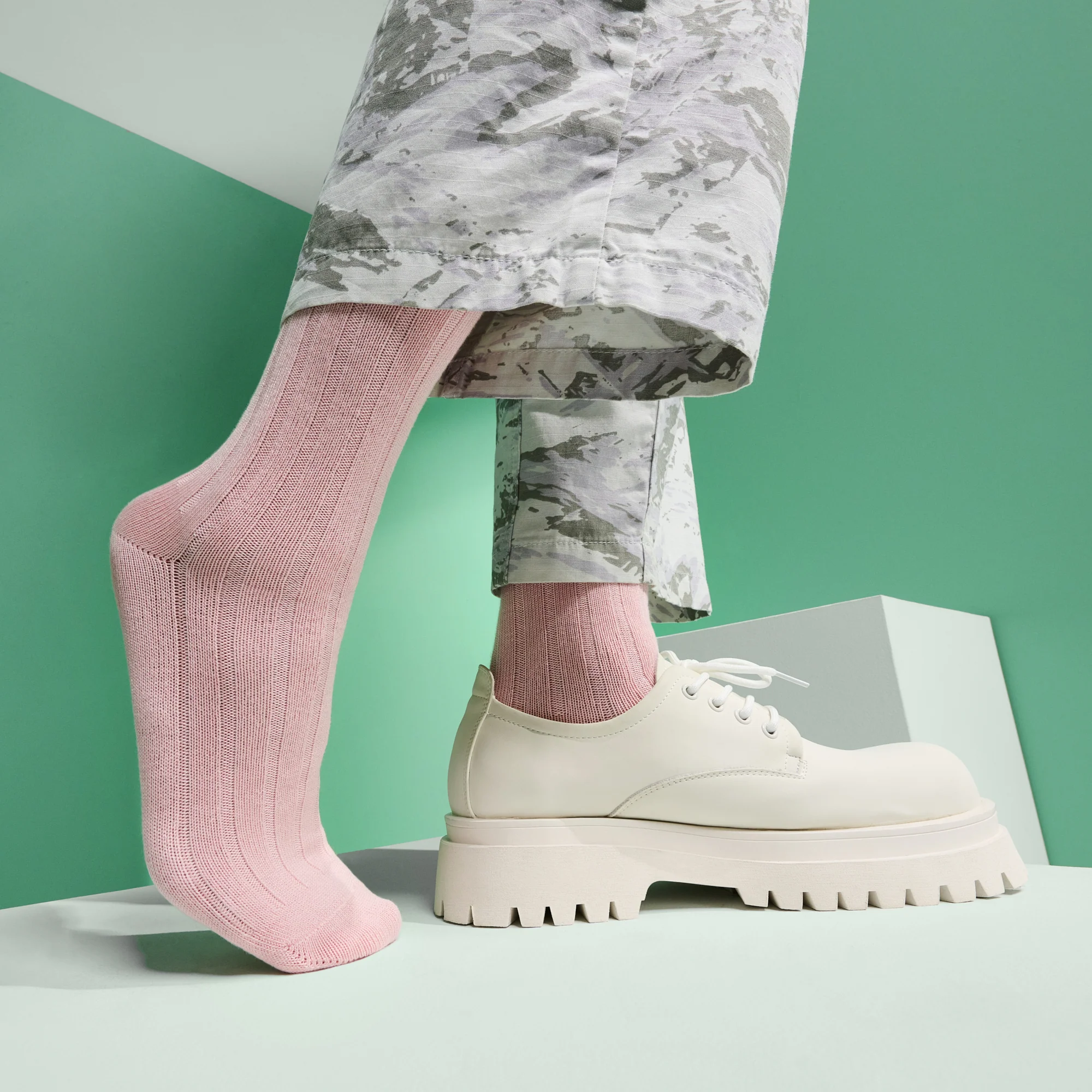Wide-Ribbed Cotton Crew Socks