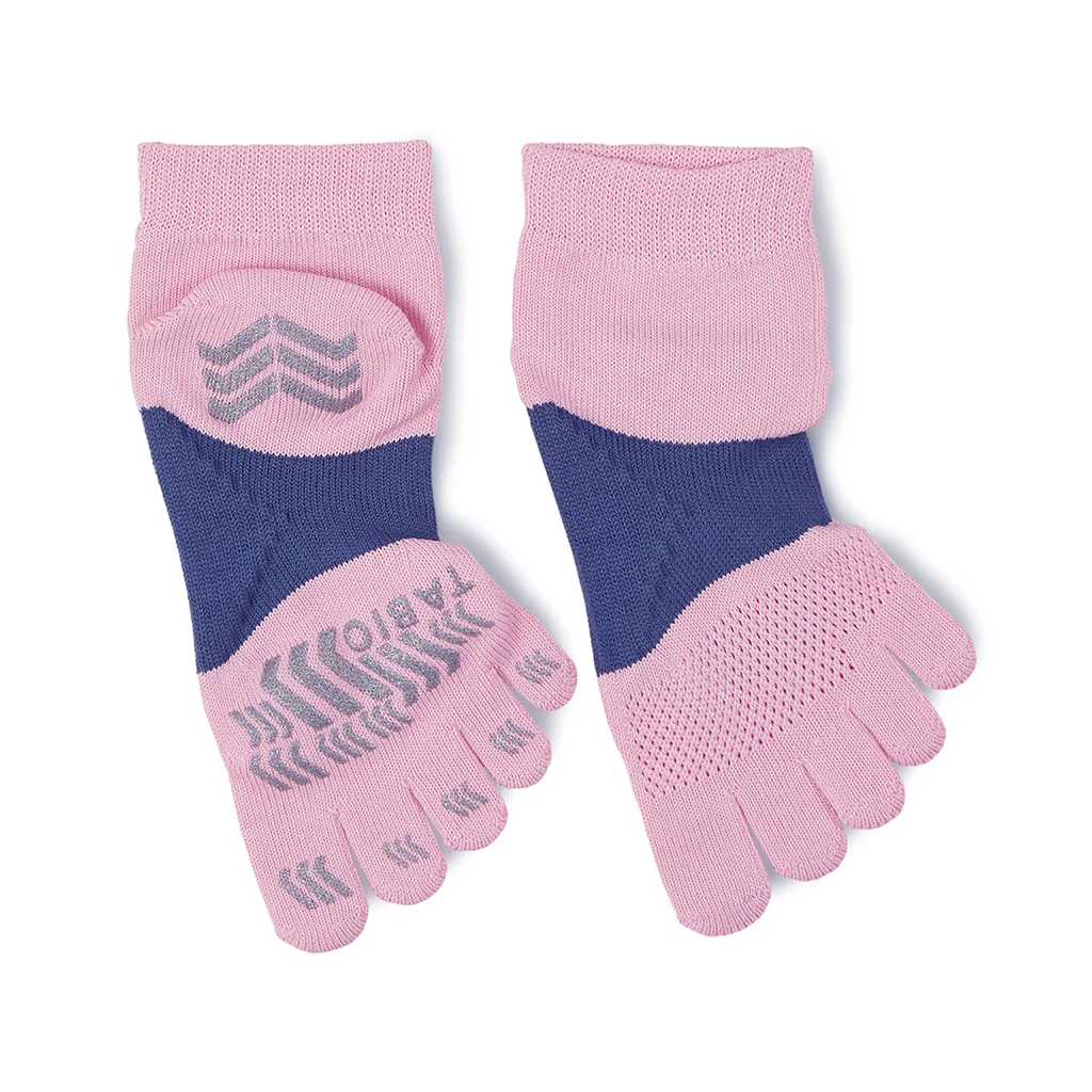 Signature Run Toe Socks - Image 19